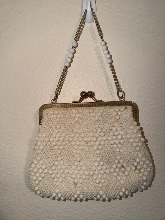 John Wind Handbags - Vintage JOHN WIND Beaded White Evening Handbag/Purse Made in Taiwan